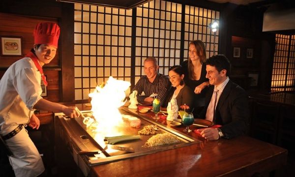 our-fav-local-restaurants-for-date-night-4